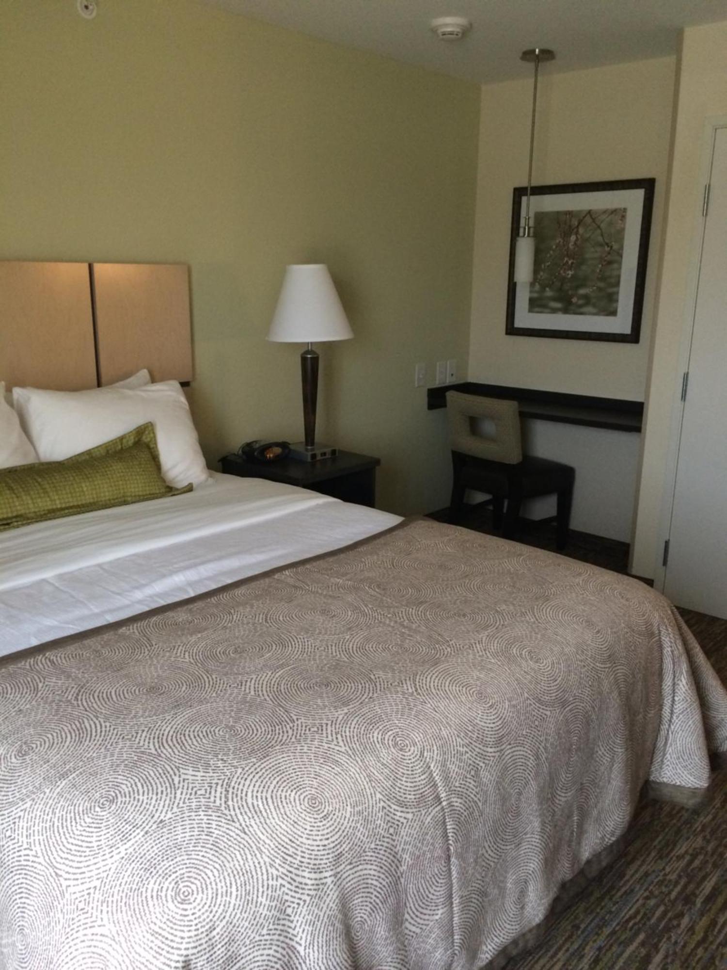 Candlewood Suites Bloomington By Ihg Dış mekan fotoğraf