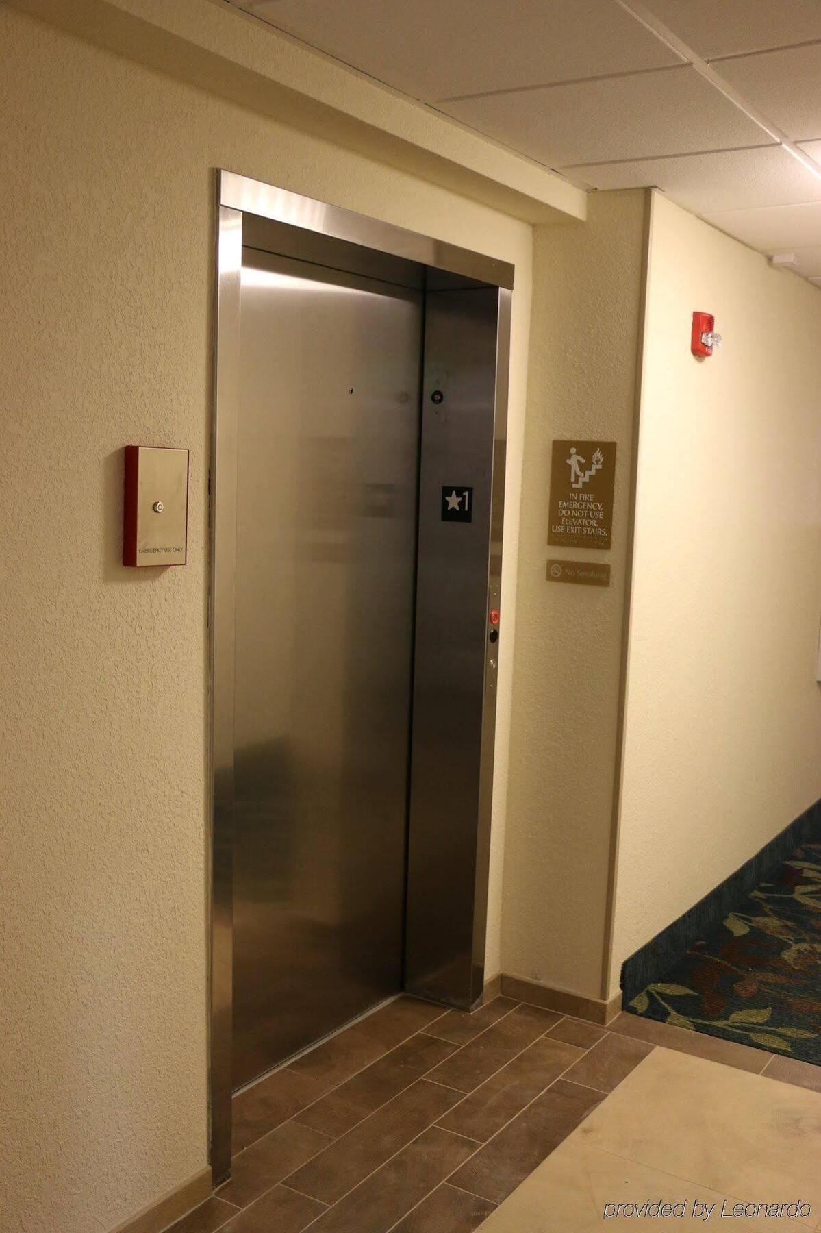 Candlewood Suites Bloomington By Ihg Dış mekan fotoğraf