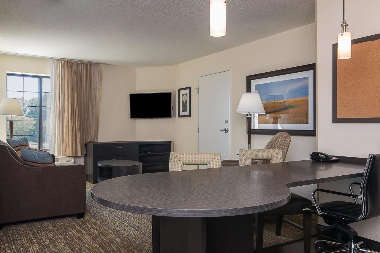 Candlewood Suites Bloomington By Ihg Dış mekan fotoğraf