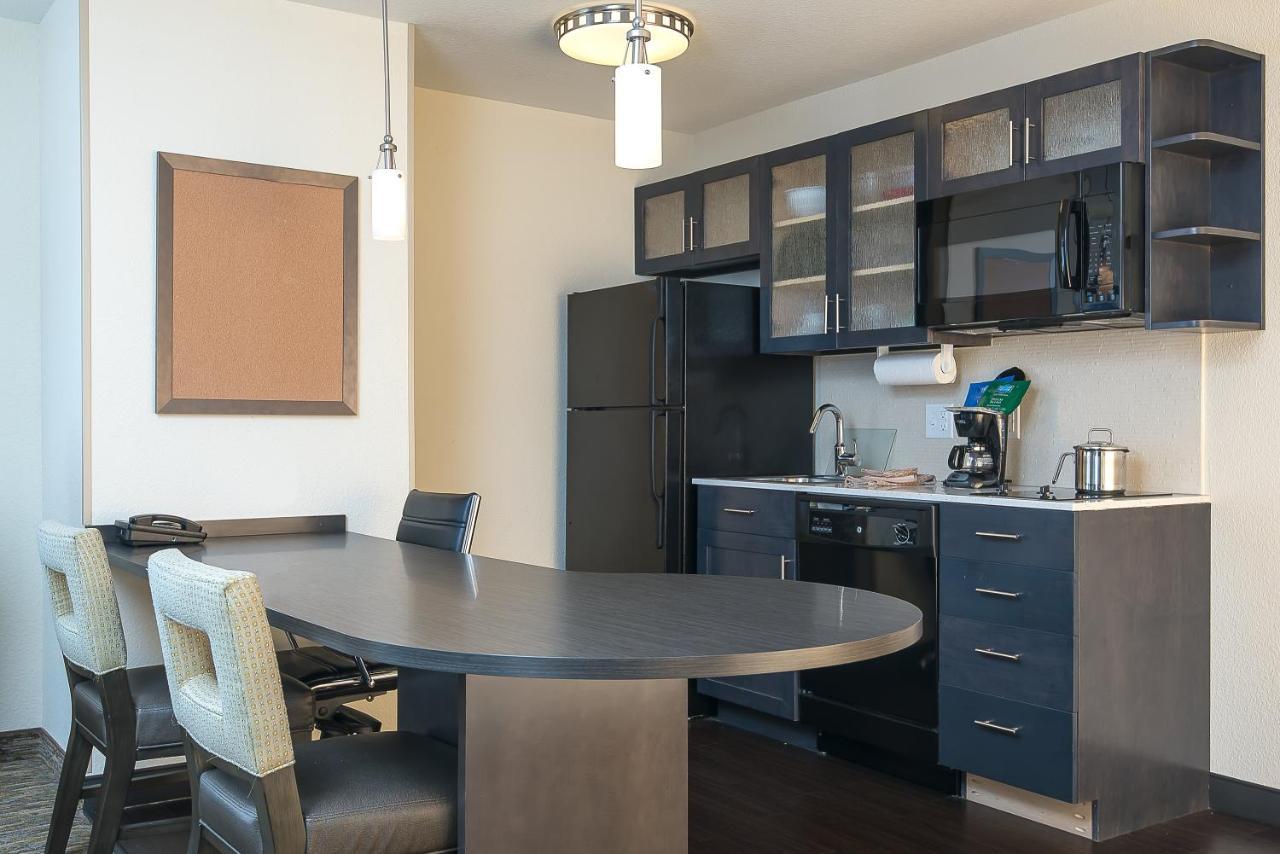 Candlewood Suites Bloomington By Ihg Dış mekan fotoğraf