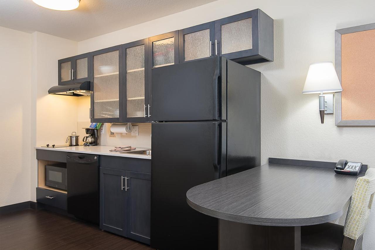 Candlewood Suites Bloomington By Ihg Dış mekan fotoğraf